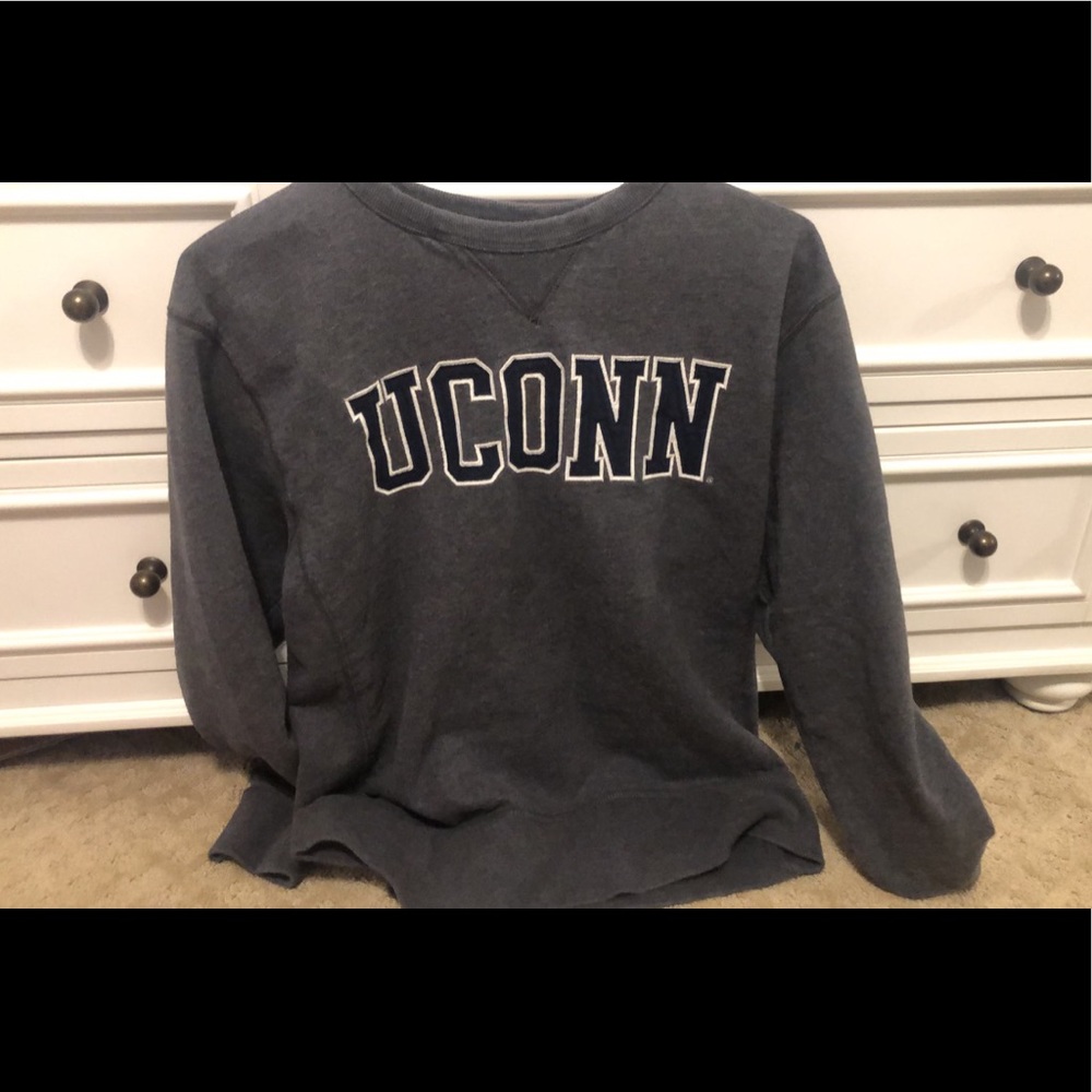 uconn vintage college crewneck/sweatshirt